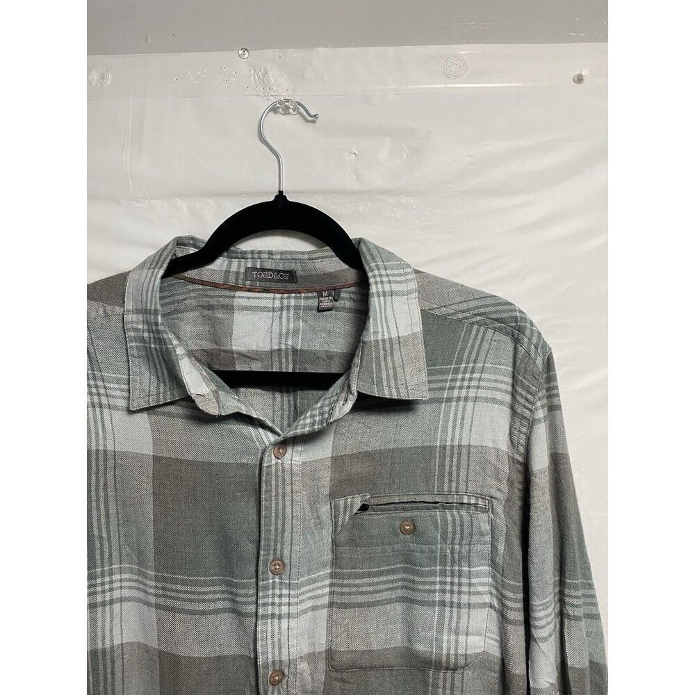 Toad and Co Button Up Flannel Shirt‎ Men Medium Gray Green Plaid Hiking Outdoors